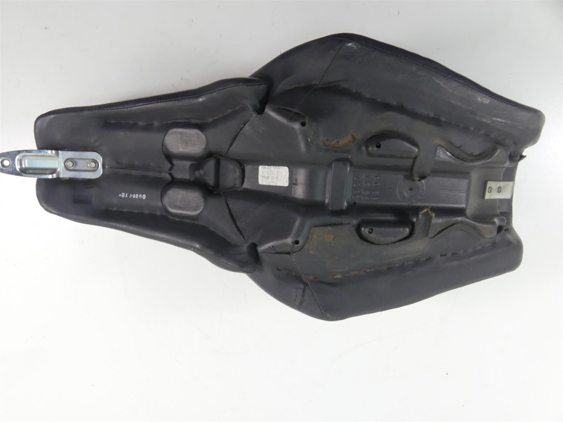 2014 Harley FXDF Dyna Fat Bob Rider Driver Dual Seat Saddle - Read 52000117 {{ shop.shopifyCountryName }} - Mototech271