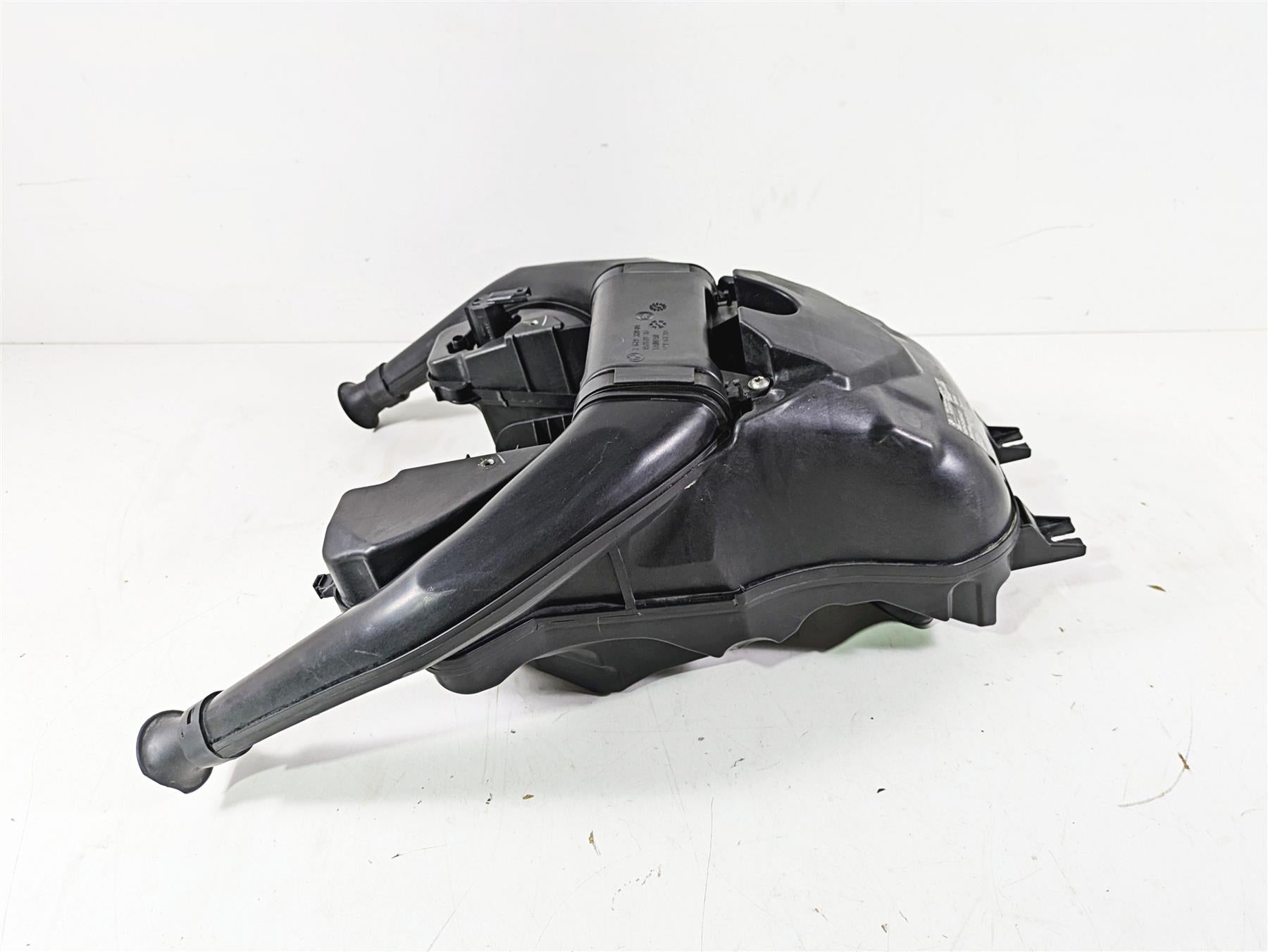2017 BMW F800GS Adv K75 Air Box Breather Filter Cleaner & Tubes Set 13718554886 {{ shop.shopifyCountryName }} - Mototech271