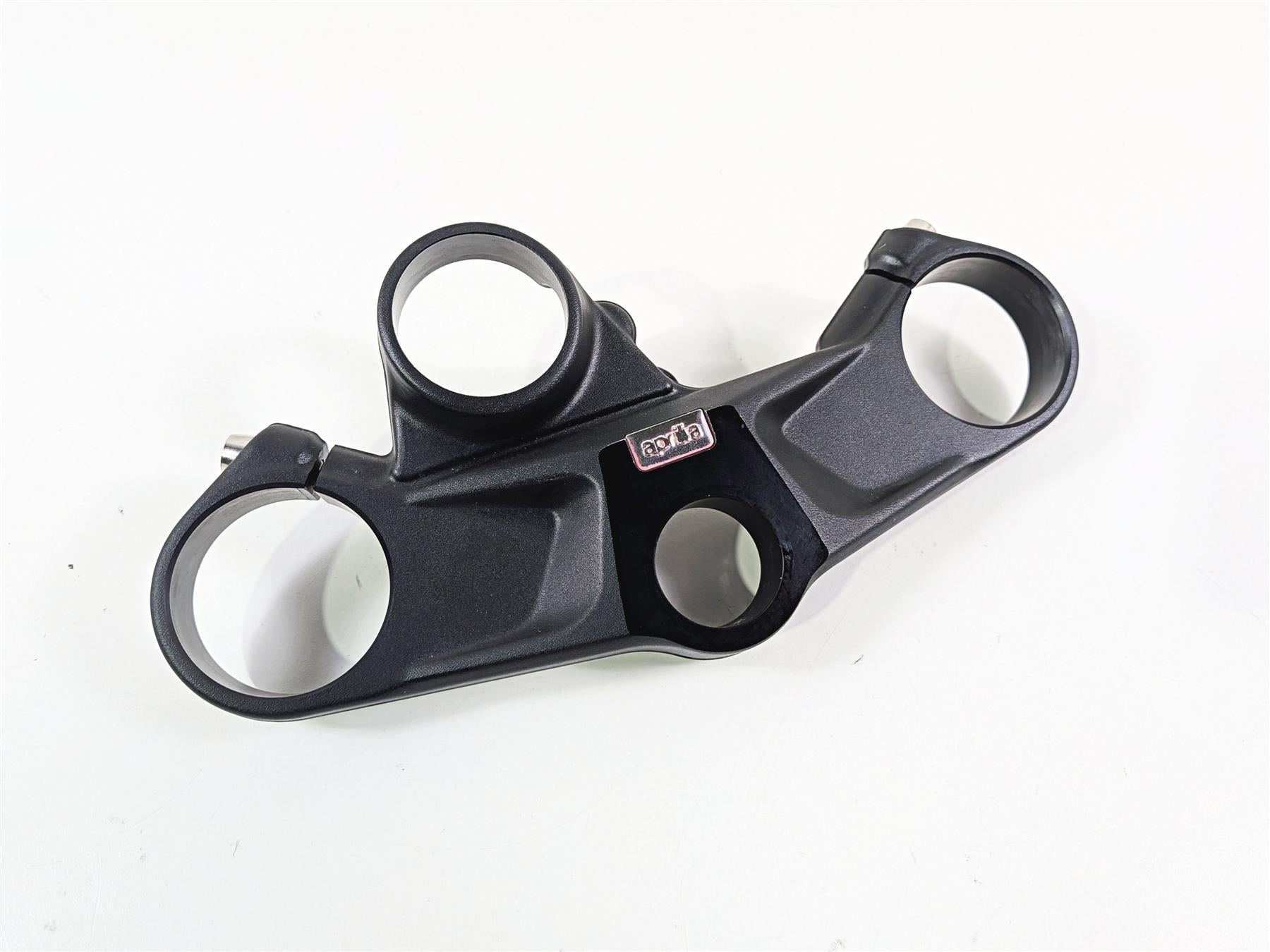 2018 Aprilia RSV4 RR Upper Triple Tree Steering Clamp 2B003830 858737 {{ shop.shopifyCountryName }} - Mototech271