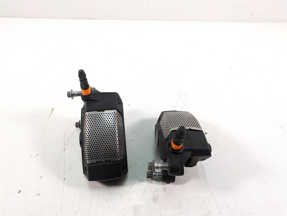 2014 Harley Touring FLHTK Electra Glide Brembo Front Brake Caliper Set 43027-08 {{ shop.shopifyCountryName }} - Mototech271