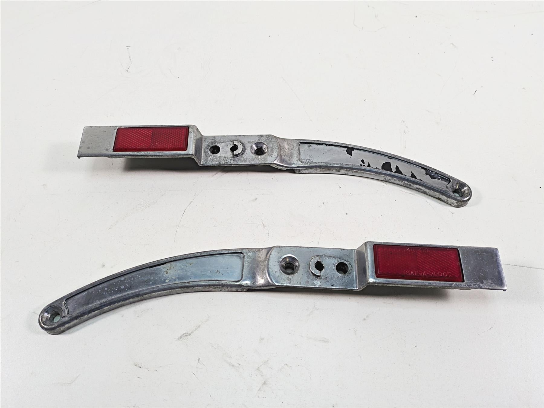 1986 Harley Sportster XLH 883 Rear Fender Frame Struts Set 59952-81 59953-81 {{ shop.shopifyCountryName }} - Mototech271