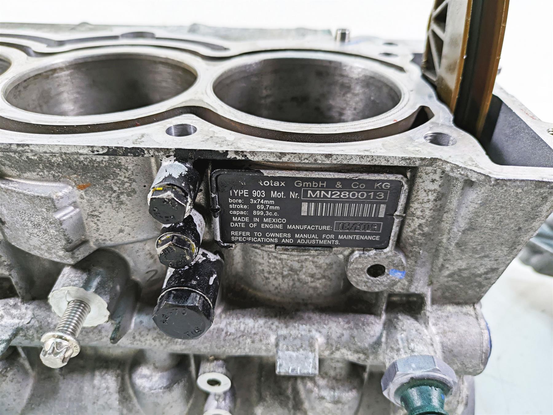 2019 Sea-Doo Spark 900 Trixx Crankcase Lower Engine Case - Read 420894026 {{ shop.shopifyCountryName }} - Mototech271