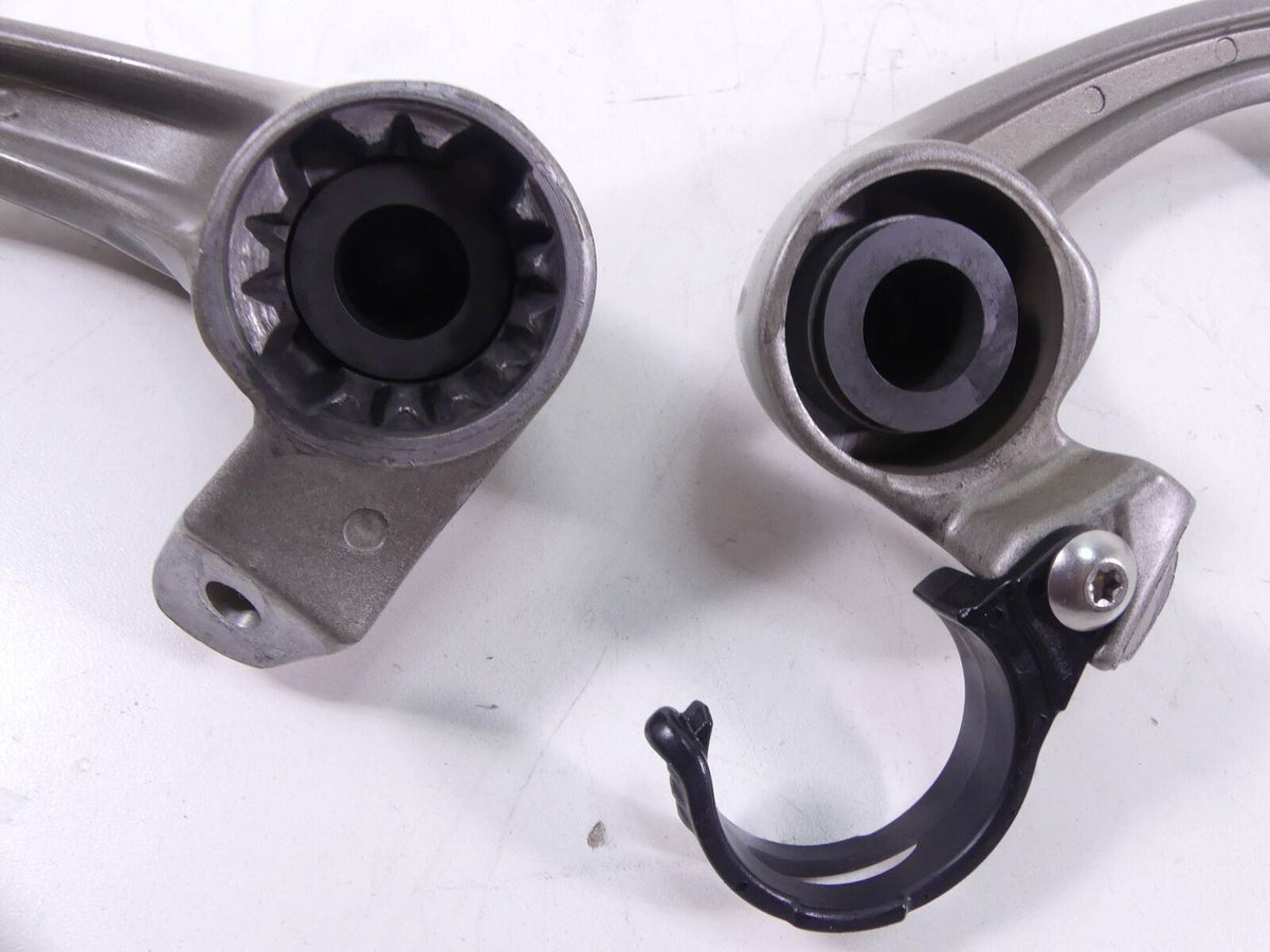 2006 Buell Ulysses XB12 X Rear Passenger Hand Grabs Rail Bars N0008.1AKBYBQ {{ shop.shopifyCountryName }} - Mototech271