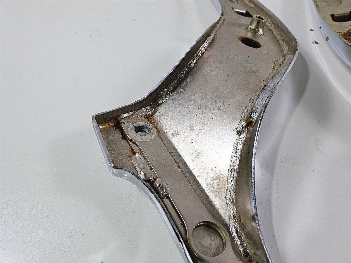 2006 Suzuki C90 VL1500T Boulevard Rear Fender Chrome Struts Mounts 41610-10F30 {{ shop.shopifyCountryName }} - Mototech271
