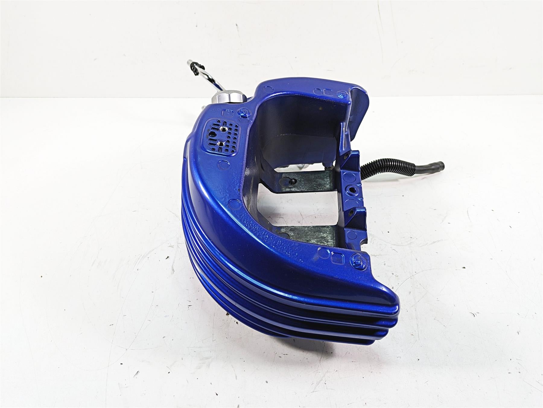 2009 Harley FXCWC Softail Rocker C Oil Tank & Lines Flame Blue Pearl ...