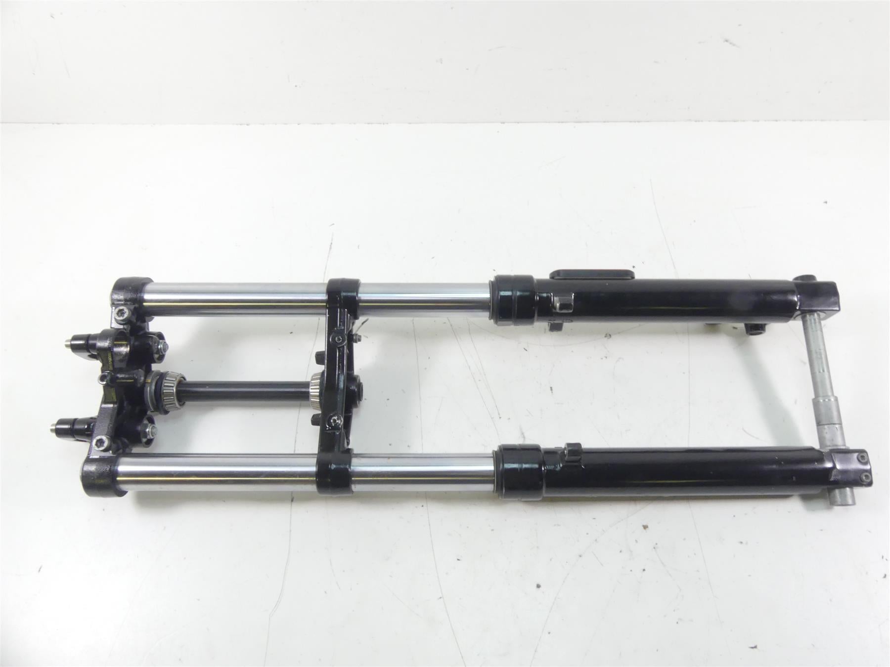 2016 Moto Guzzi V7 II Special 750 Straight Front Forks Triple Tree Set 2B001427 | Mototech271