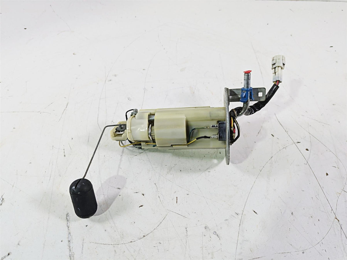 2016 Suzuki GSXR1000 Fuel Gas Petrol Pump - Tested 15100-47H10 {{ shop.shopifyCountryName }} - Mototech271