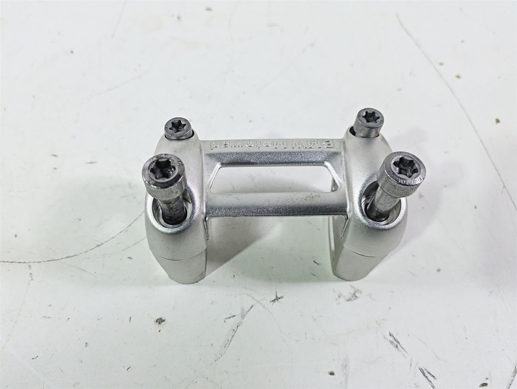 2015 BMW R nineT K21 Handlebar Risers Holder Set 32718538049 32718538047 {{ shop.shopifyCountryName }} - Mototech271