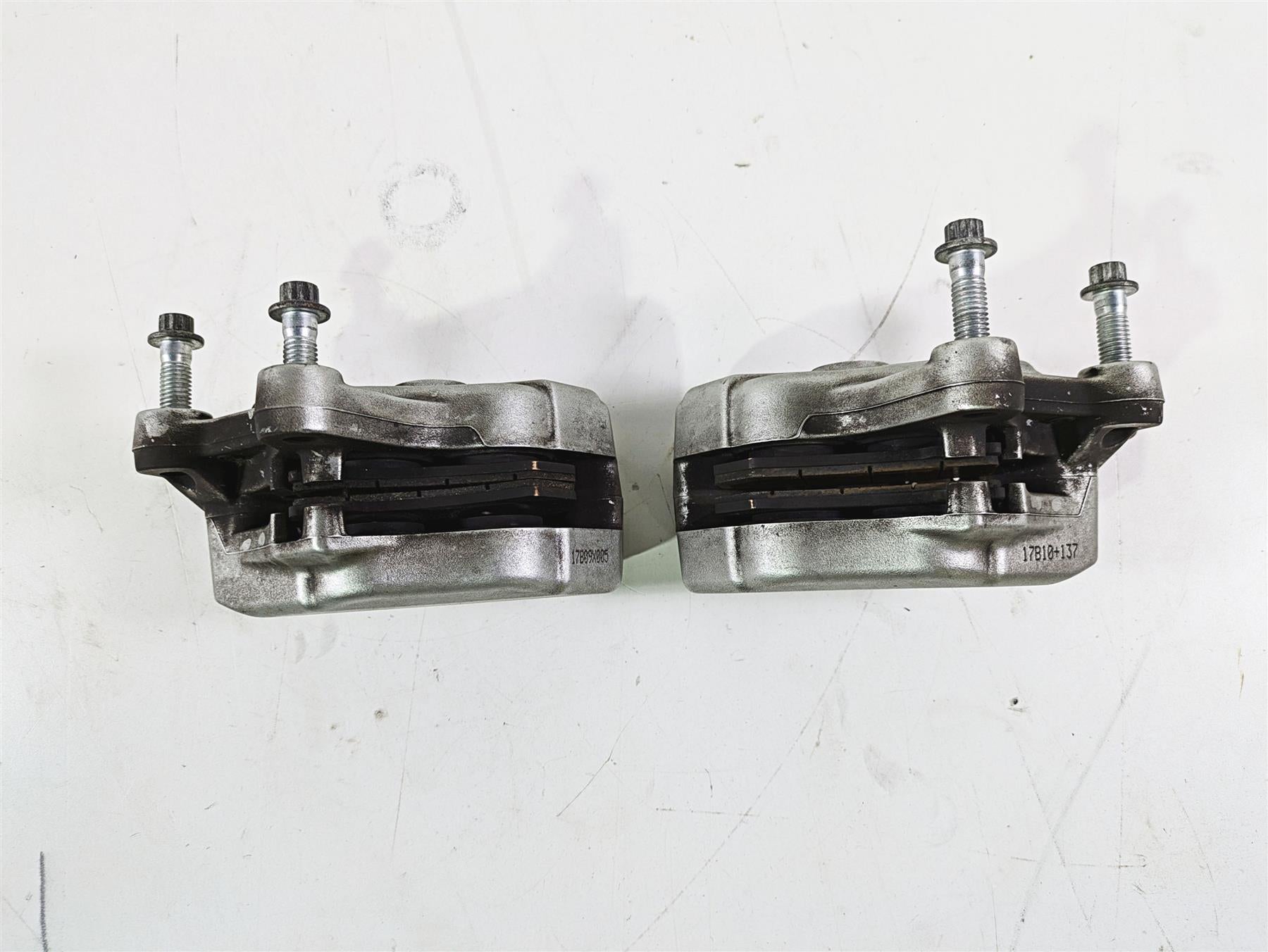 2017 Harley Touring FLHTKSE CVO E-Glide Front Brake Caliper Set 42938-08 {{ shop.shopifyCountryName }} - Mototech271