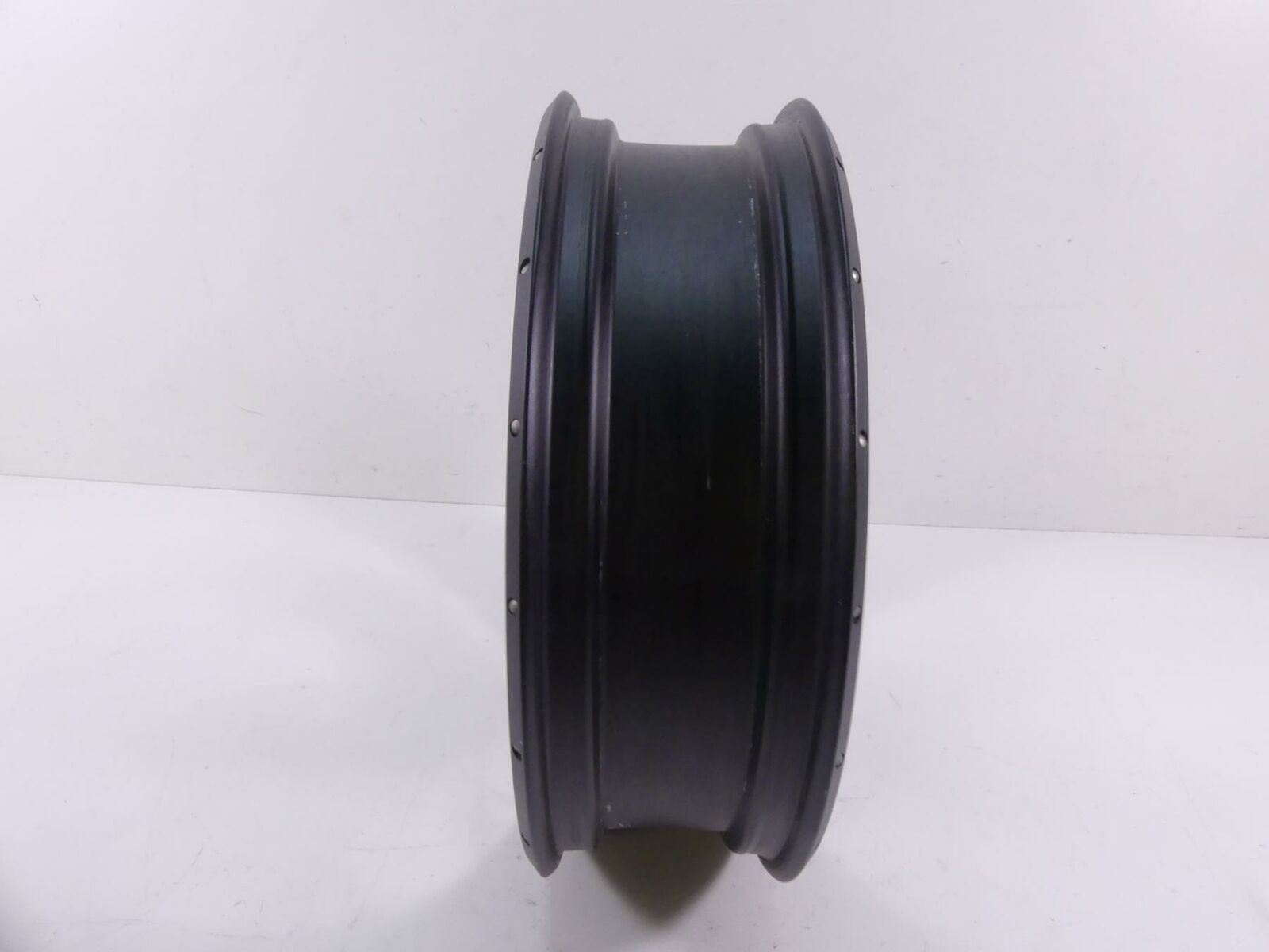 2017 BMW R1200GS GSW K50 Straight Nice Rear Wheel Rim 17x4.5 36318526666 {{ shop.shopifyCountryName }} - Mototech271