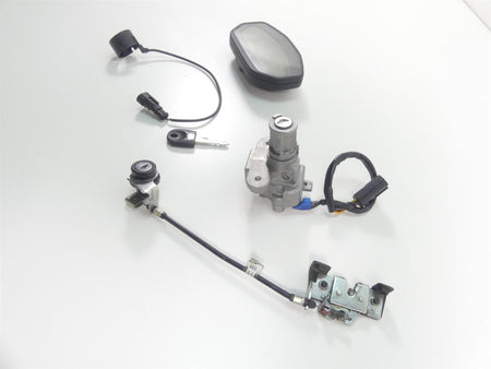 2017 Ducati 939 S Supersport Speedometer Ignition Switch Key Lock Set 40611283D {{ shop.shopifyCountryName }} - Mototech271