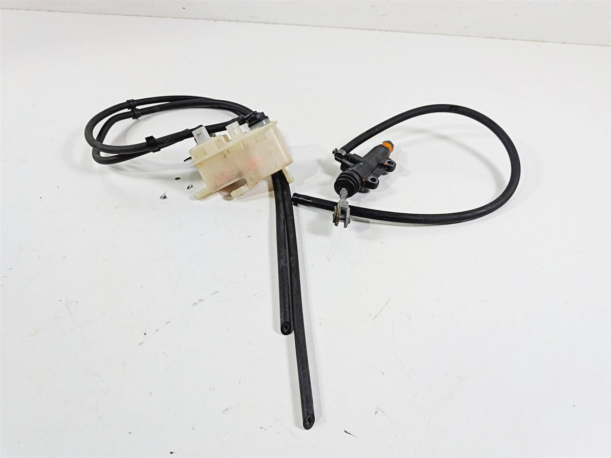 2002 BMW K1200LT 89V3 FTE Rear Brake Master Cylinder 34317650749 {{ shop.shopifyCountryName }} - Mototech271