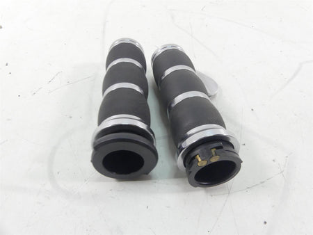 2005 Harley Softail FLSTSC Heritage Springer Hand Grip Cruise Control Set {{ shop.shopifyCountryName }} - Mototech271