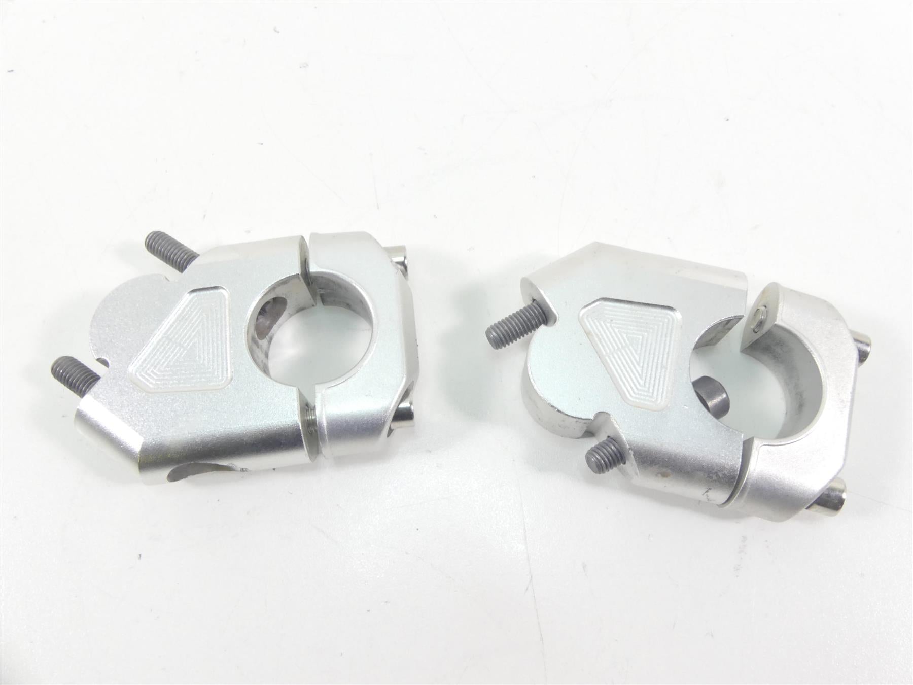 2013 BMW R1200GS GSW K50 Tourtecs 30mm Handlebar Riser & Clamps A031076-0 {{ shop.shopifyCountryName }} - Mototech271