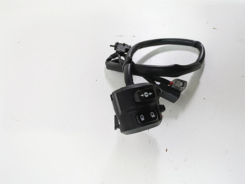 2013 Triumph Tiger 1215 Explorer Left Hand Turn Signal Control Switch T2042035 {{ shop.shopifyCountryName }} - Mototech271
