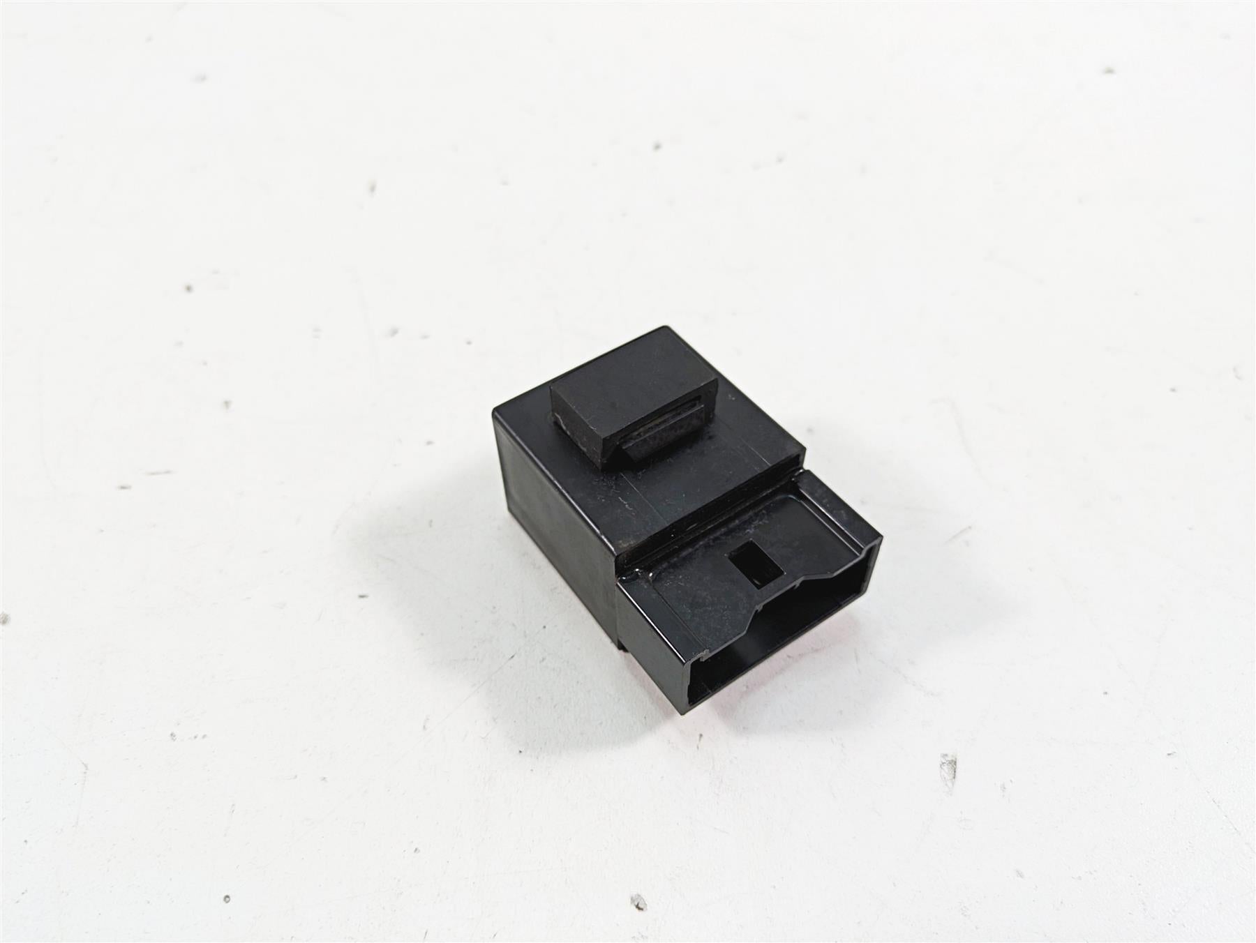 2007 Yamaha R1 YZFR1 Fuel Gas Petrol Pump Relays 5VK-81950-30 {{ shop.shopifyCountryName }} - Mototech271