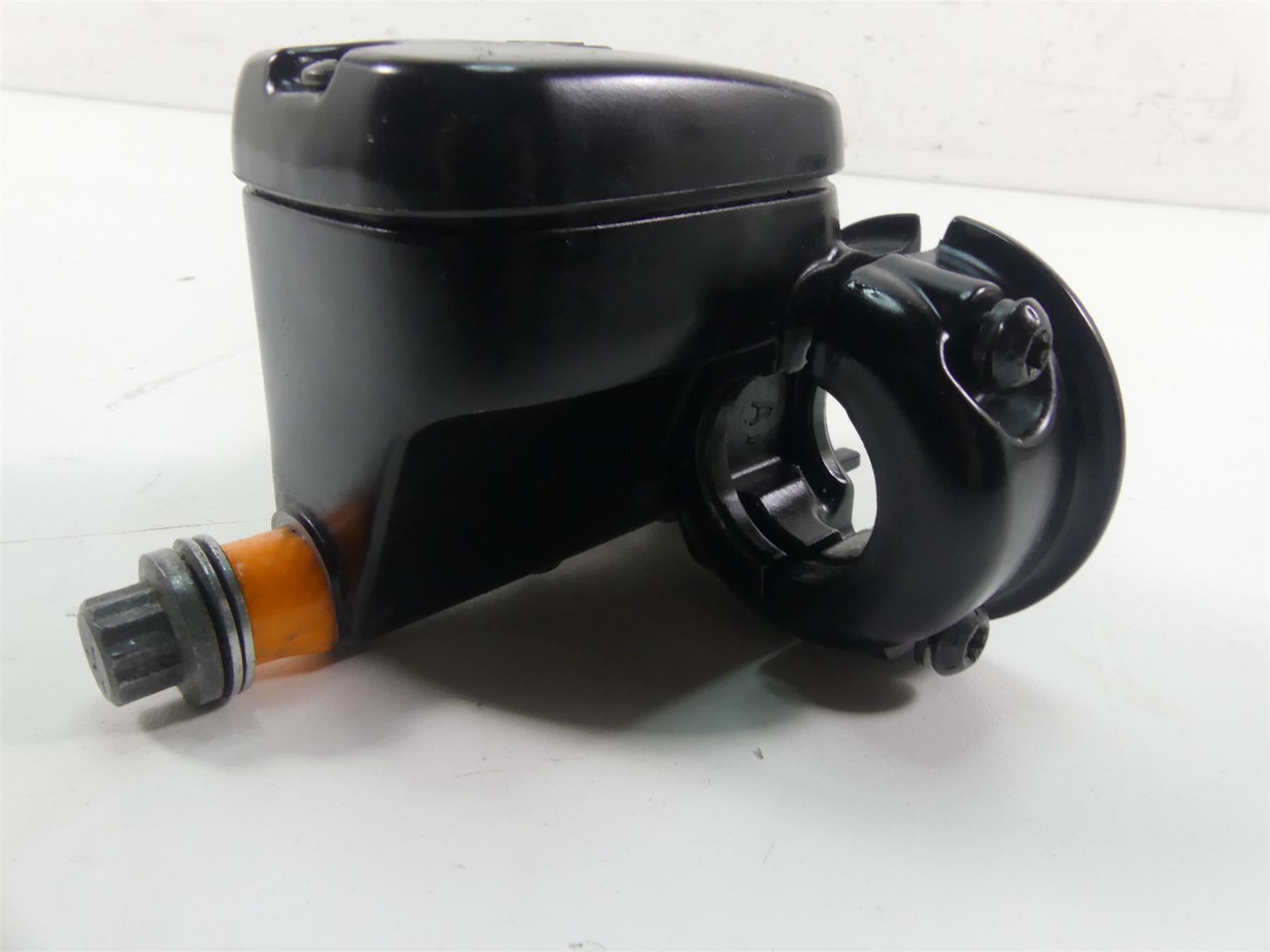 2003 Harley Sportster XL1200 C 100th Anniv Front Brake Master Cyl 9/16" 45019-96 {{ shop.shopifyCountryName }} - Mototech271