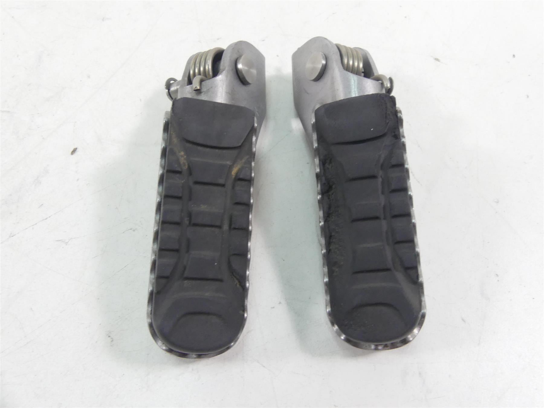 2017 BMW R1200GS GSW K50 Rider Foot Peg Footpeg Set 46718526740 46718526739 {{ shop.shopifyCountryName }} - Mototech271