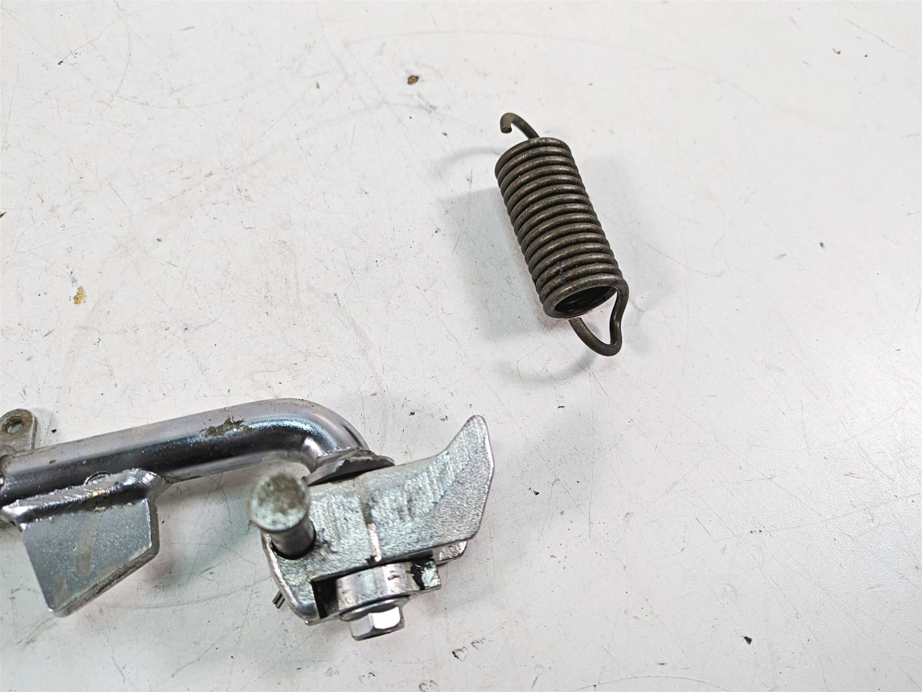 2015 Harley FXDL Dyna Low Rider Side Kickstand Kick Jiffy Stand 49704-90H {{ shop.shopifyCountryName }} - Mototech271