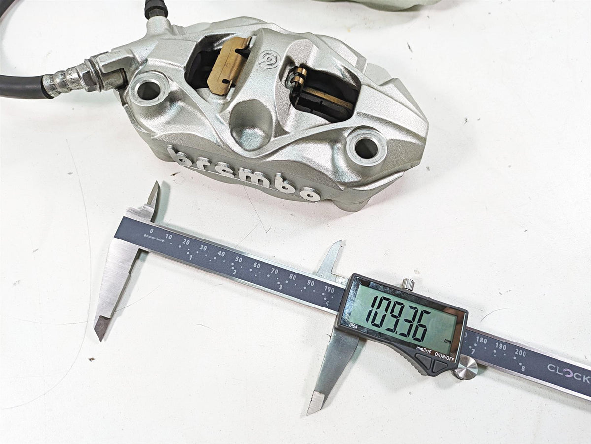 2022 Suzuki GSXR 750 Front Brake Calipers 110mm 59300-17K20-999 59100-17K20-999 {{ shop.shopifyCountryName }} - Mototech271