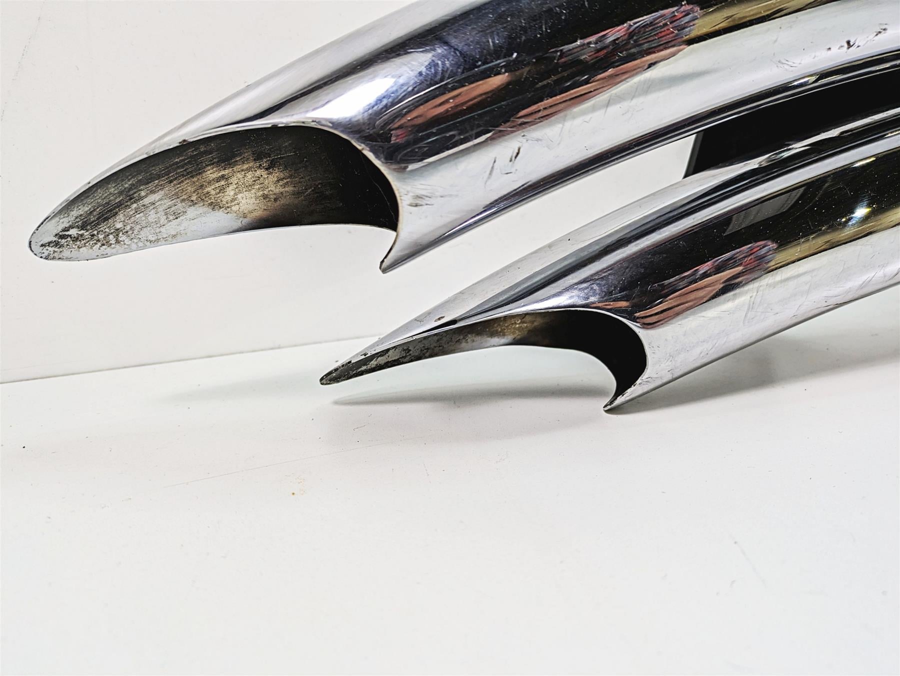2009 Harley FXCWC Softail Rocker C Vance & Hines Big Radius Exhaust System 26079 {{ shop.shopifyCountryName }} - Mototech271