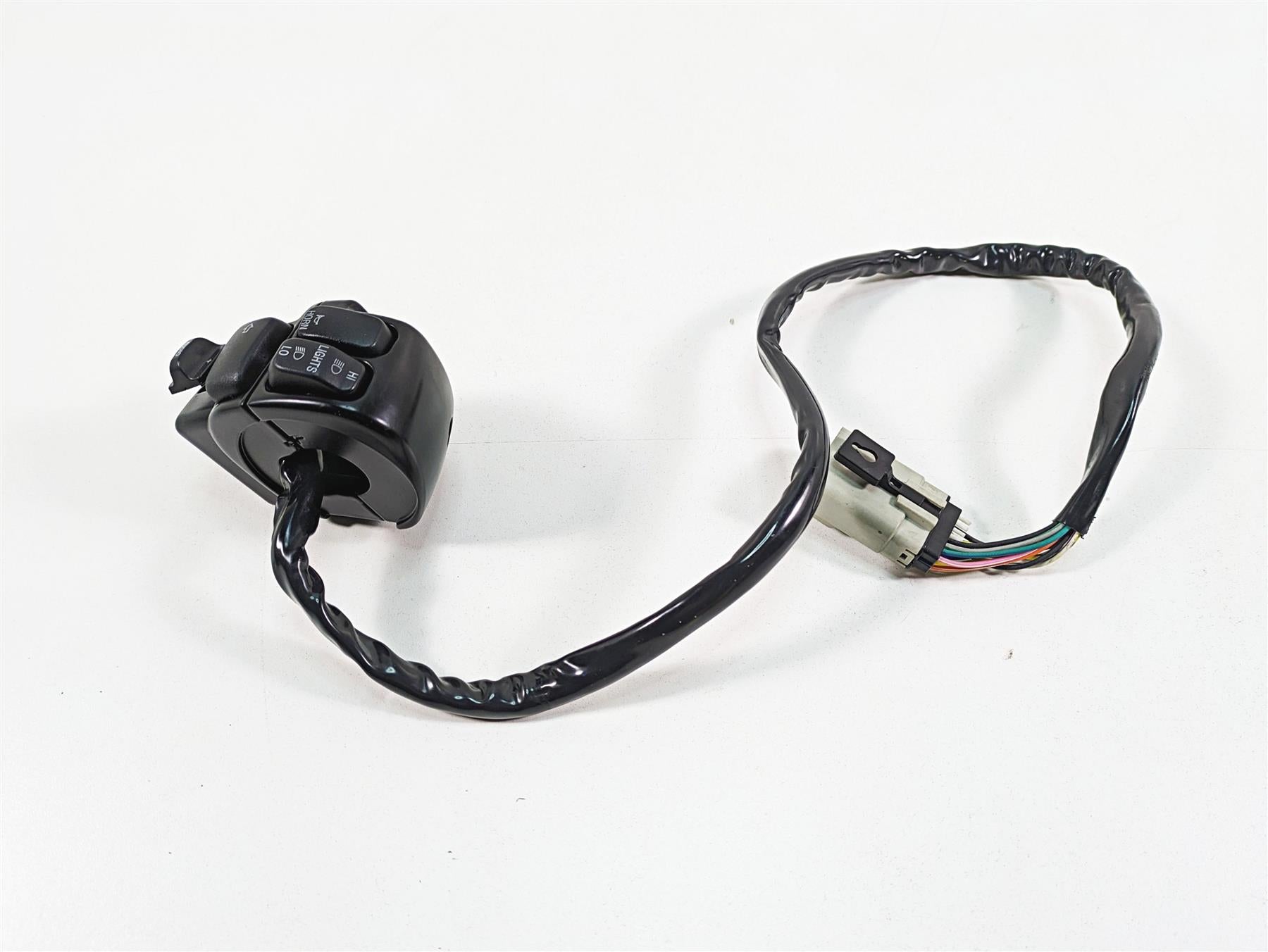 2013 Harley Touring FLHX Street Glide Left Hand Control Switch 71682-06A - Read {{ shop.shopifyCountryName }} - Mototech271