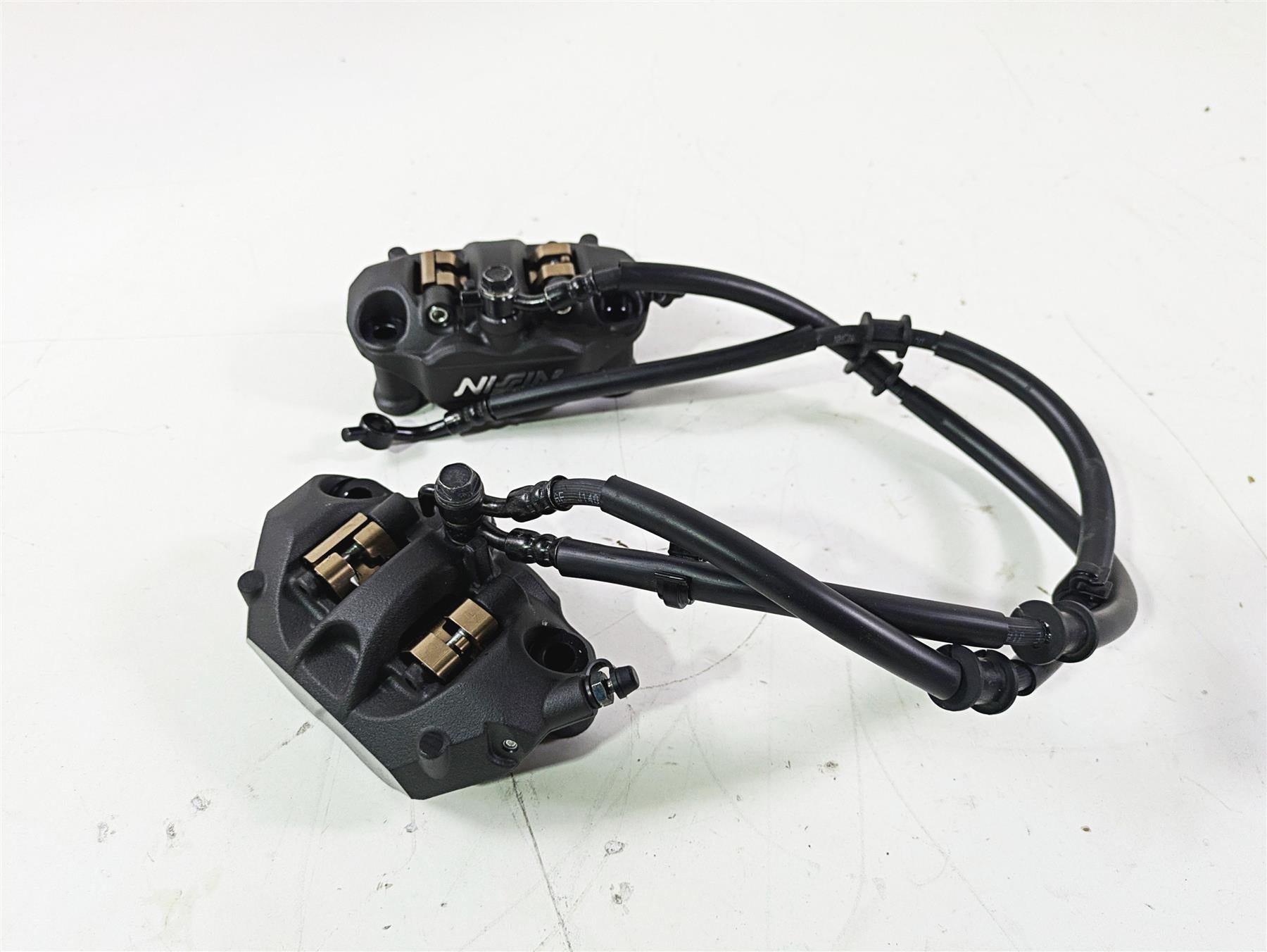 2024 Kawasaki ZX6R ZX636 Ninja Nissin Front Brake Caliper Set 40mi 43080-0111-DJ {{ shop.shopifyCountryName }} - Mototech271