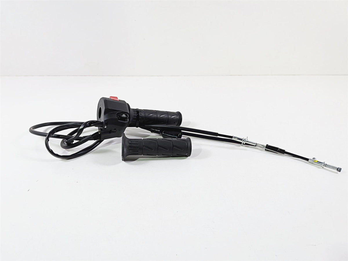 2024 Kawasaki EX500 Ninja 40th An. Right Hand Throttle Control Switch 46091-0479 {{ shop.shopifyCountryName }} - Mototech271
