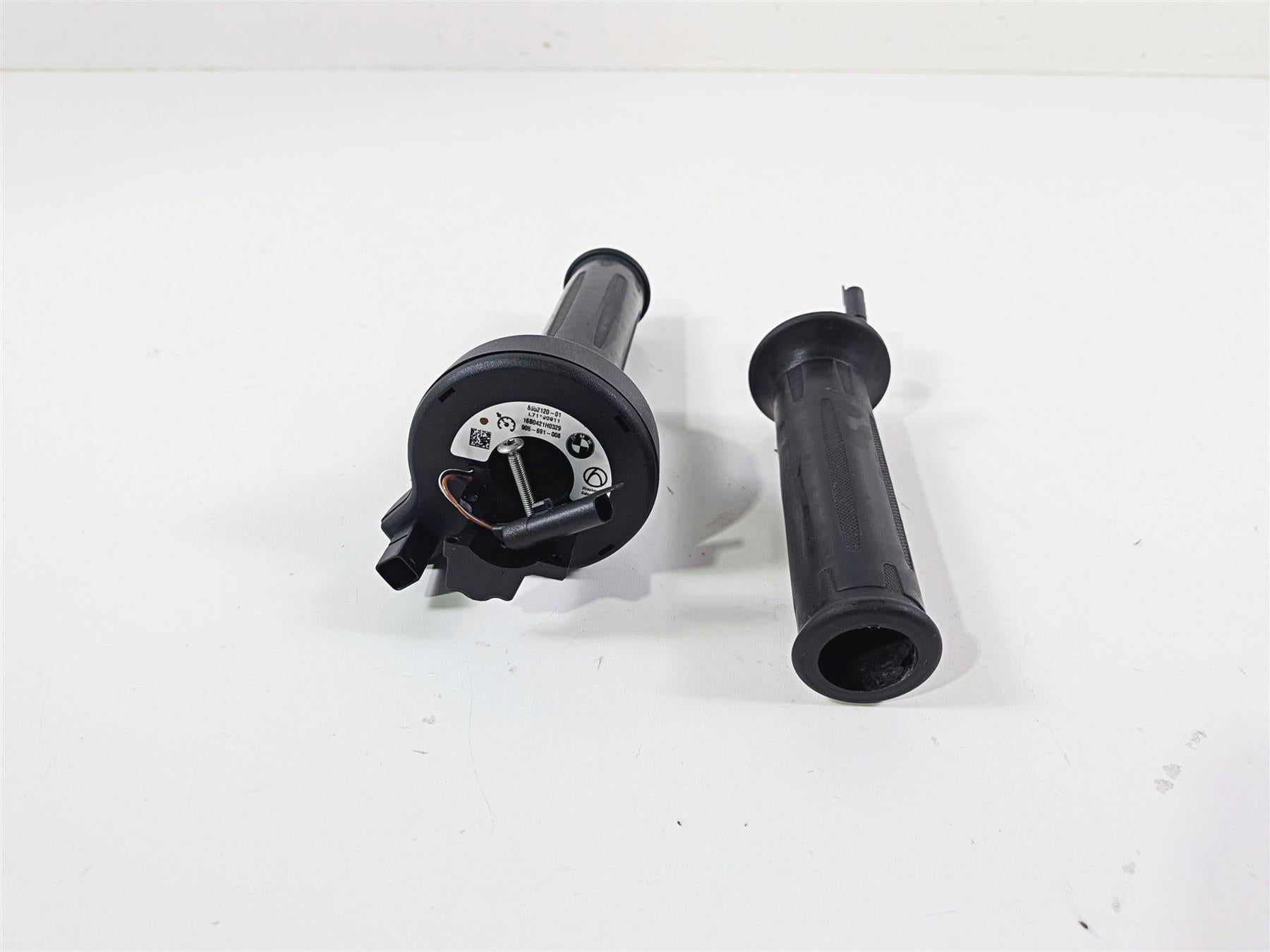 2016 BMW R1200 GS K50 Heated Hand Grip Cruise Set 61318552115 61318552120 {{ shop.shopifyCountryName }} - Mototech271