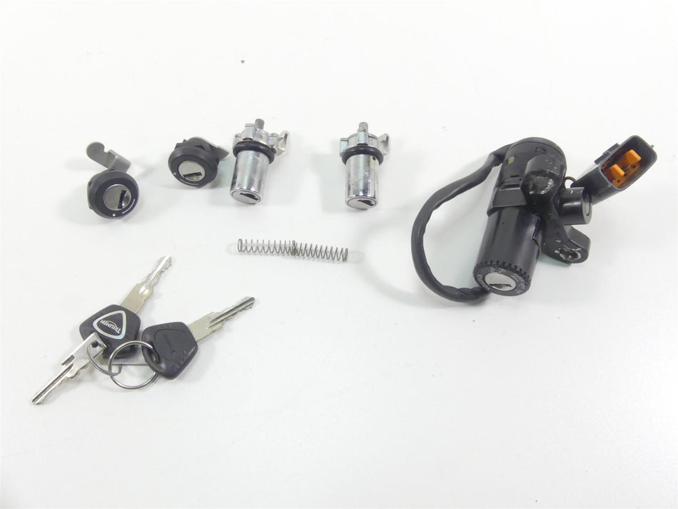 2013 Triumph Rocket 3 Touring Ignition Switch Key Saddle Bag Lock Set T2500519 {{ shop.shopifyCountryName }} - Mototech271