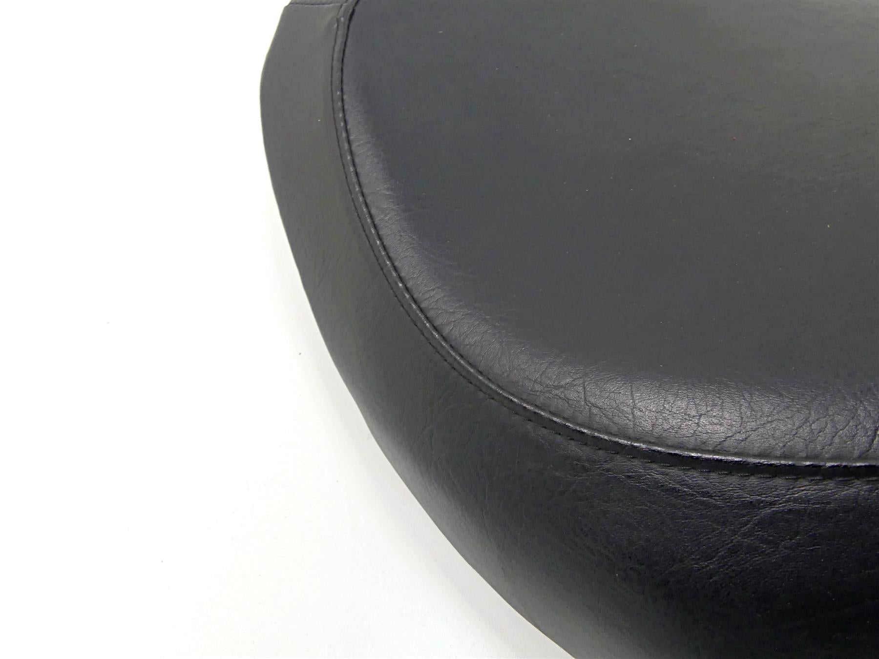 2008 Suzuki M109R VZR1800 Front Rider Driver Seat Saddle 45100-48G00 {{ shop.shopifyCountryName }} - Mototech271