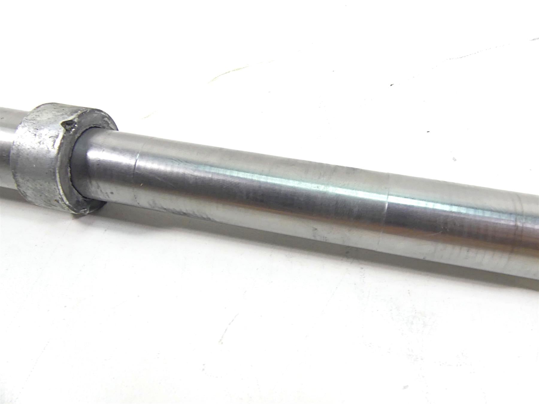 2005 Harley Sportster XL1200 C Straight Front Axle Wheel Spindle 3/4" 43895-00 {{ shop.shopifyCountryName }} - Mototech271