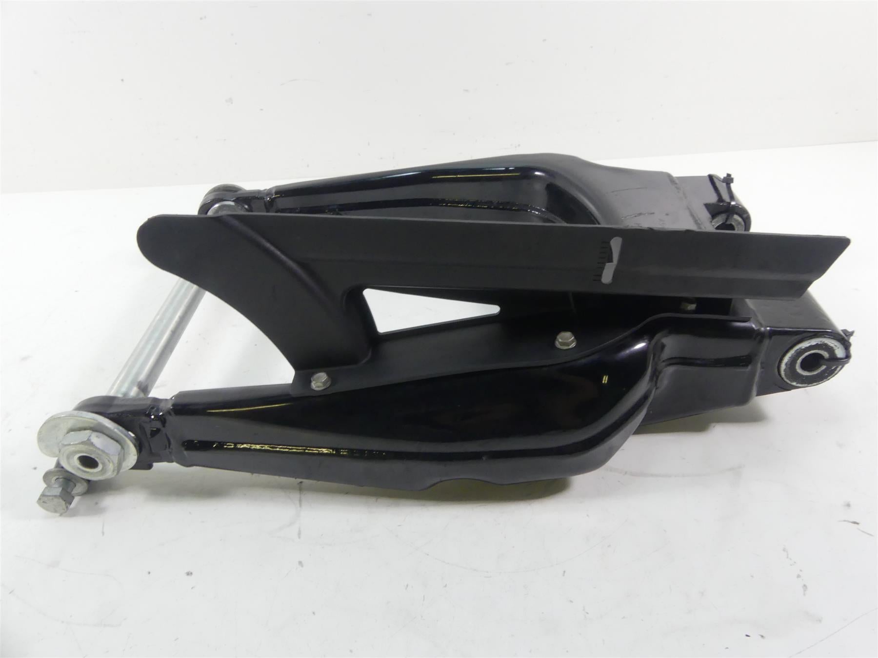 2017 Harley Touring FLHTKL Electra Glide Rear Swingarm & 25mm Axle Set 47549-09A {{ shop.shopifyCountryName }} - Mototech271