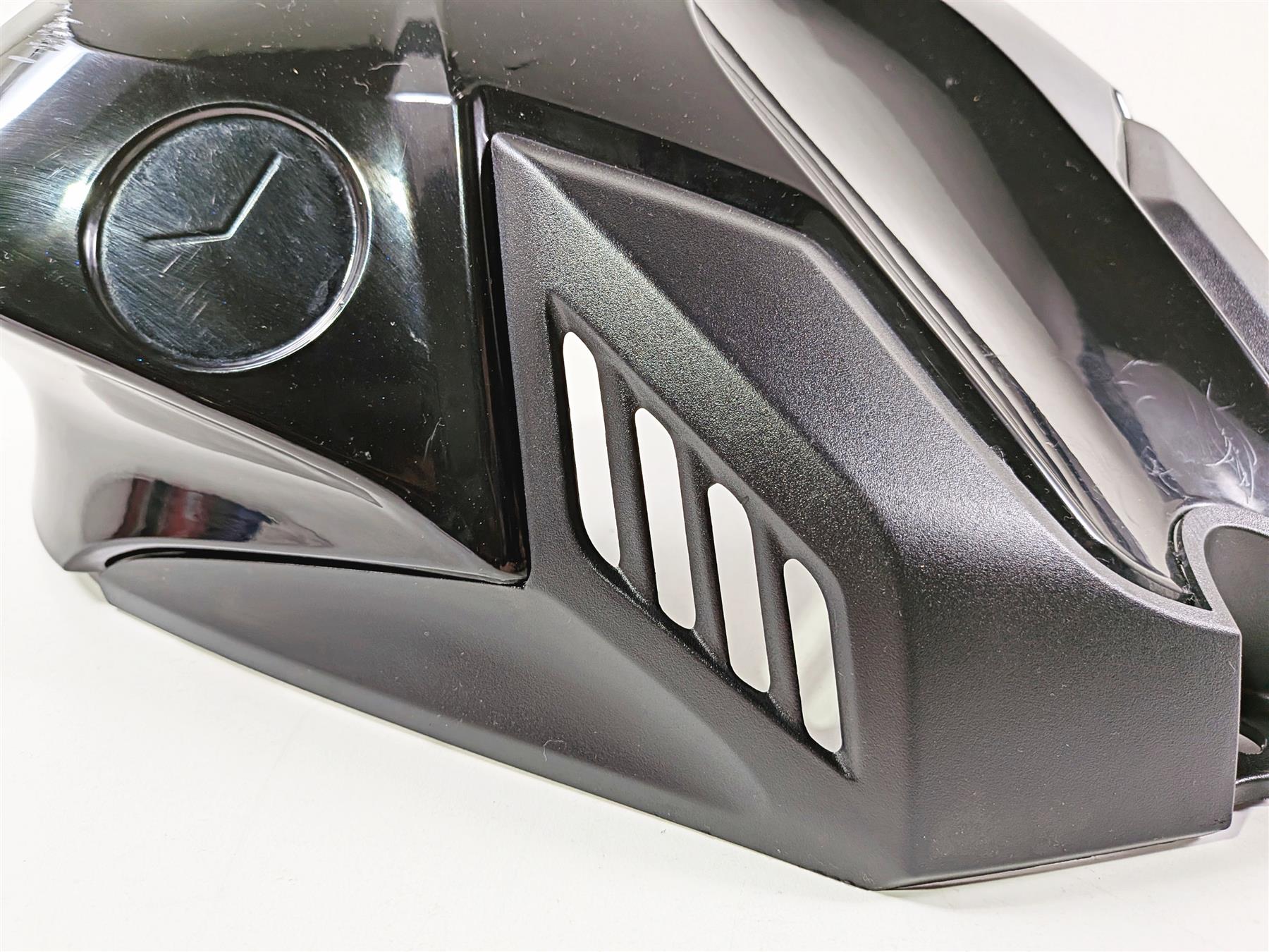 2024 Yamaha YZF R1 RN65 Zxmt Front Fuel Tank Cover Fairing {{ shop.shopifyCountryName }} - Mototech271