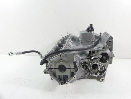 2020 Suzuki GSX1300 R Hayabusa Engine Motor Crank Case X704 Set 11302-24820 {{ shop.shopifyCountryName }} - Mototech271