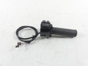 2018 Harley Softail FXBB Street Bob Right Hand Control Switch 71500462