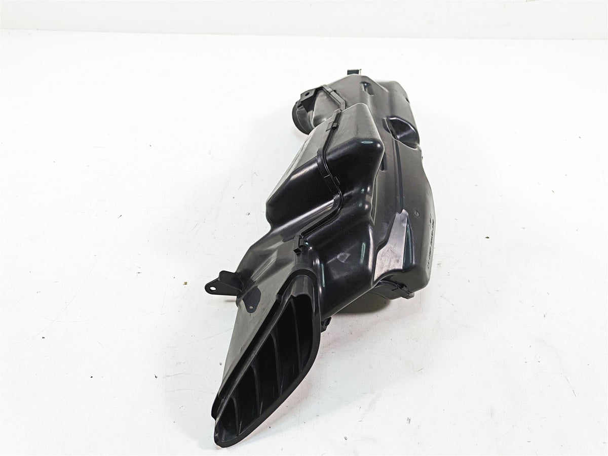2009 Suzuki GSXR750 K9 Left Air Scoop Duct Ram Intake 94430-37H00 {{ shop.shopifyCountryName }} - Mototech271