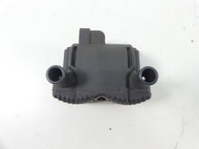 Load image into Gallery viewer, 2006 Harley Touring FLHTCUI Electra Glide Delphi Ignition Coil 31743-01
