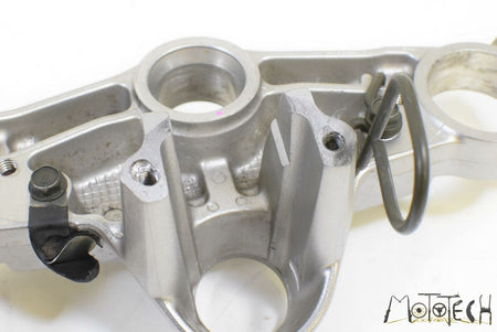 2005 Kawasaki ZZR1200 ZX1200 Upper Triple Tree Steering Clamp 44039-0007-458 {{ shop.shopifyCountryName }} - Mototech271