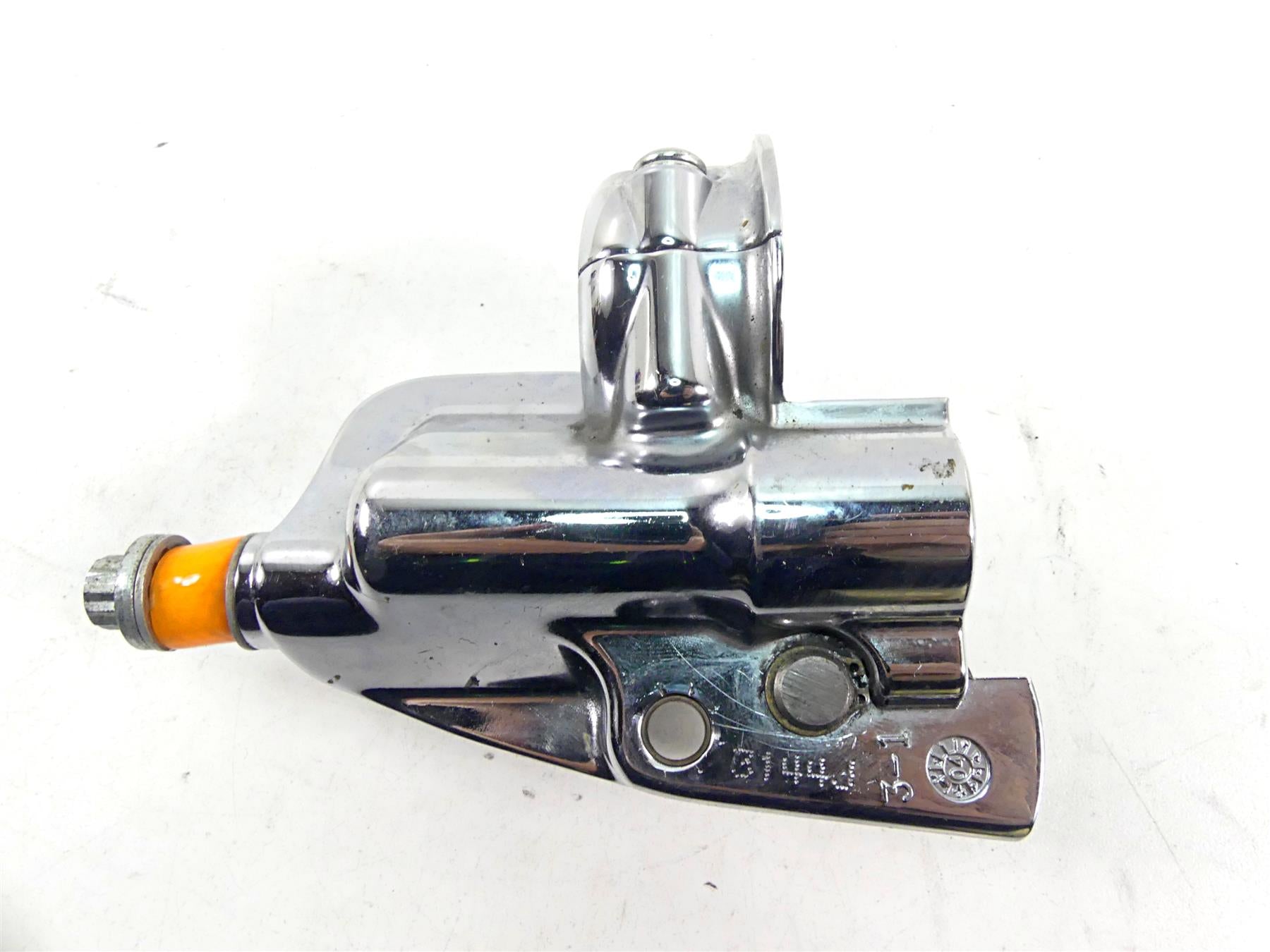 2005 Harley VRSCSE CVO V-Rod Front 11/16" Chrome Brake Master Cylinder 45298-99B {{ shop.shopifyCountryName }} - Mototech271