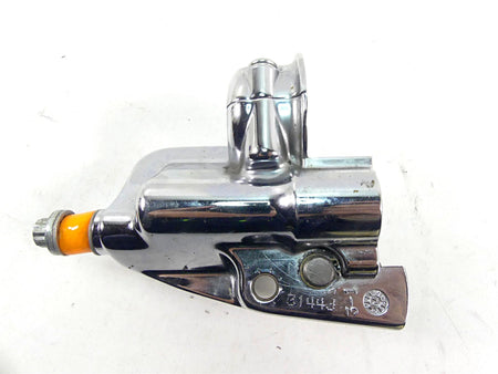 2005 Harley VRSCSE CVO V-Rod Front 11/16" Chrome Brake Master Cylinder 45298-99B {{ shop.shopifyCountryName }} - Mototech271