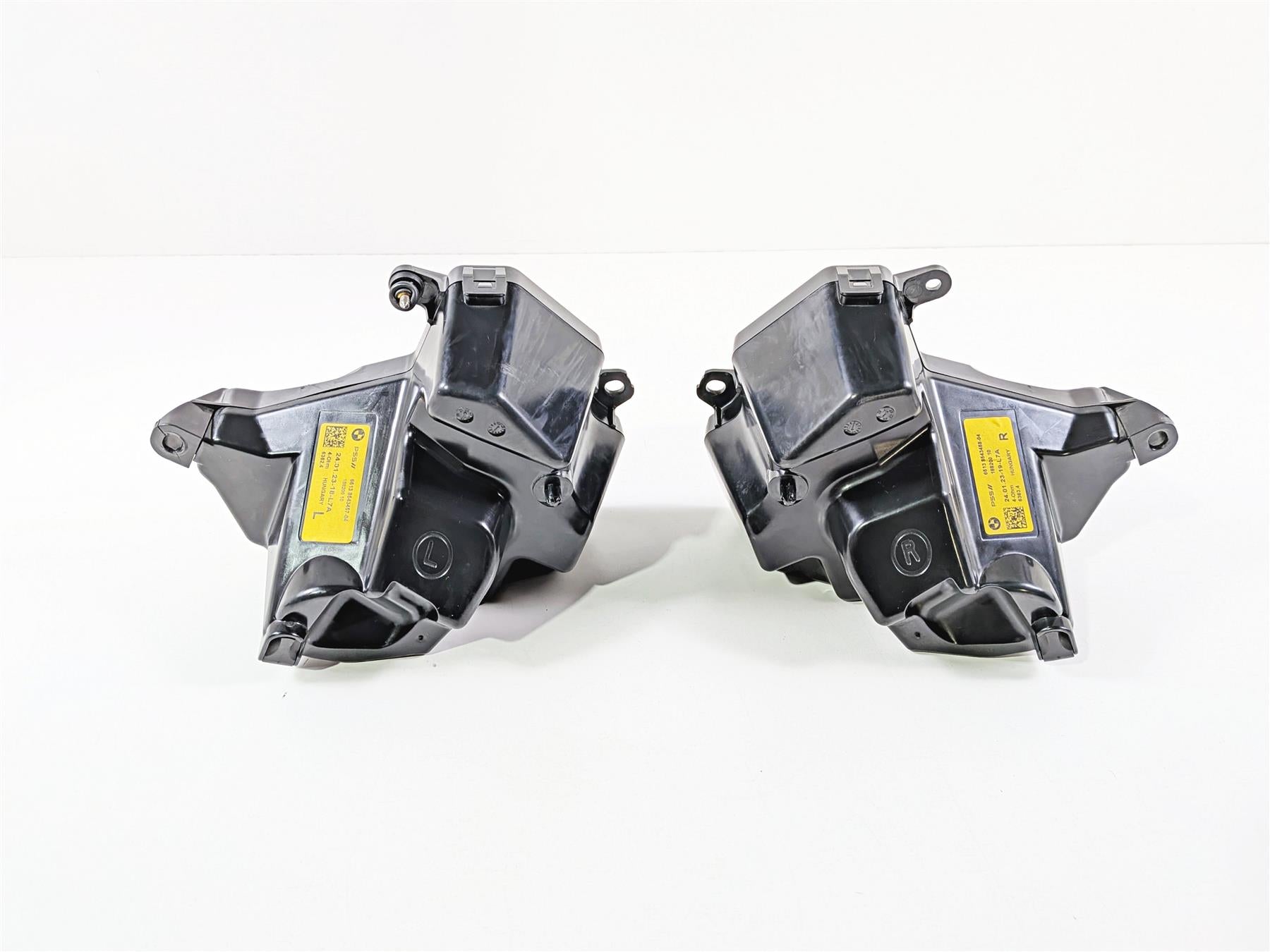 2023 BMW R1250RT RTP K52 Left Right Audio Speaker Set 65138543457 65138543458 {{ shop.shopifyCountryName }} - Mototech271