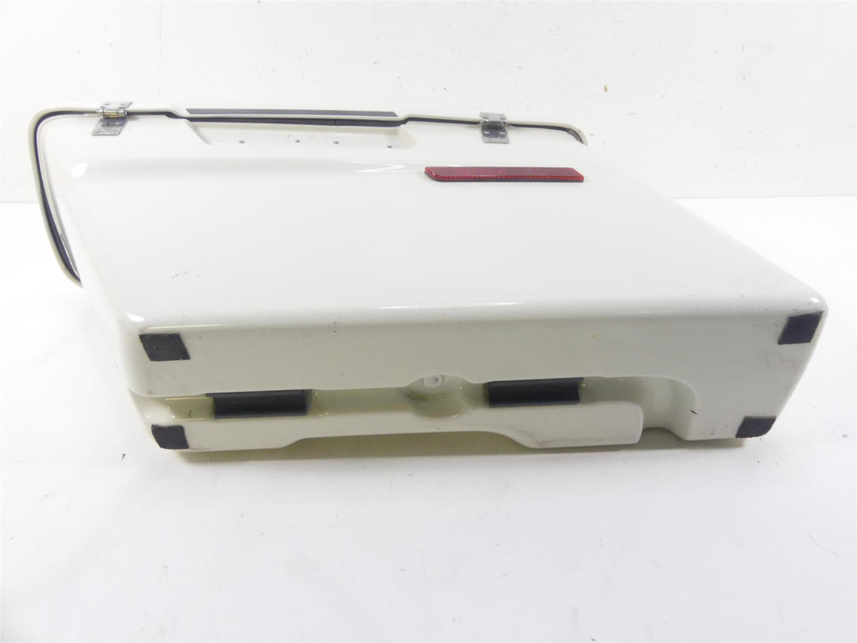2013 Harley Touring FLHTP Electra Glide Left Saddlebag Saddle Bag 90796-93 {{ shop.shopifyCountryName }} - Mototech271