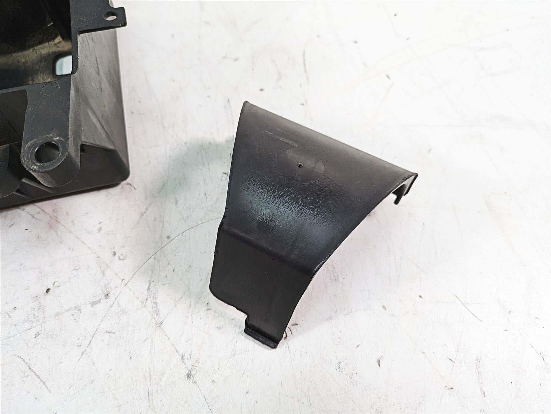 2013 Harley Touring FLHX Street Glide Electrical Plastic Holder Set 66281-09 {{ shop.shopifyCountryName }} - Mototech271