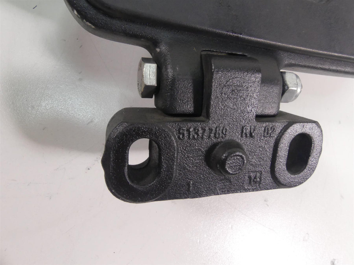 2015 Victory Cross Country Tour Rear Passenger Floorboard Set 5137338 5137339 {{ shop.shopifyCountryName }} - Mototech271