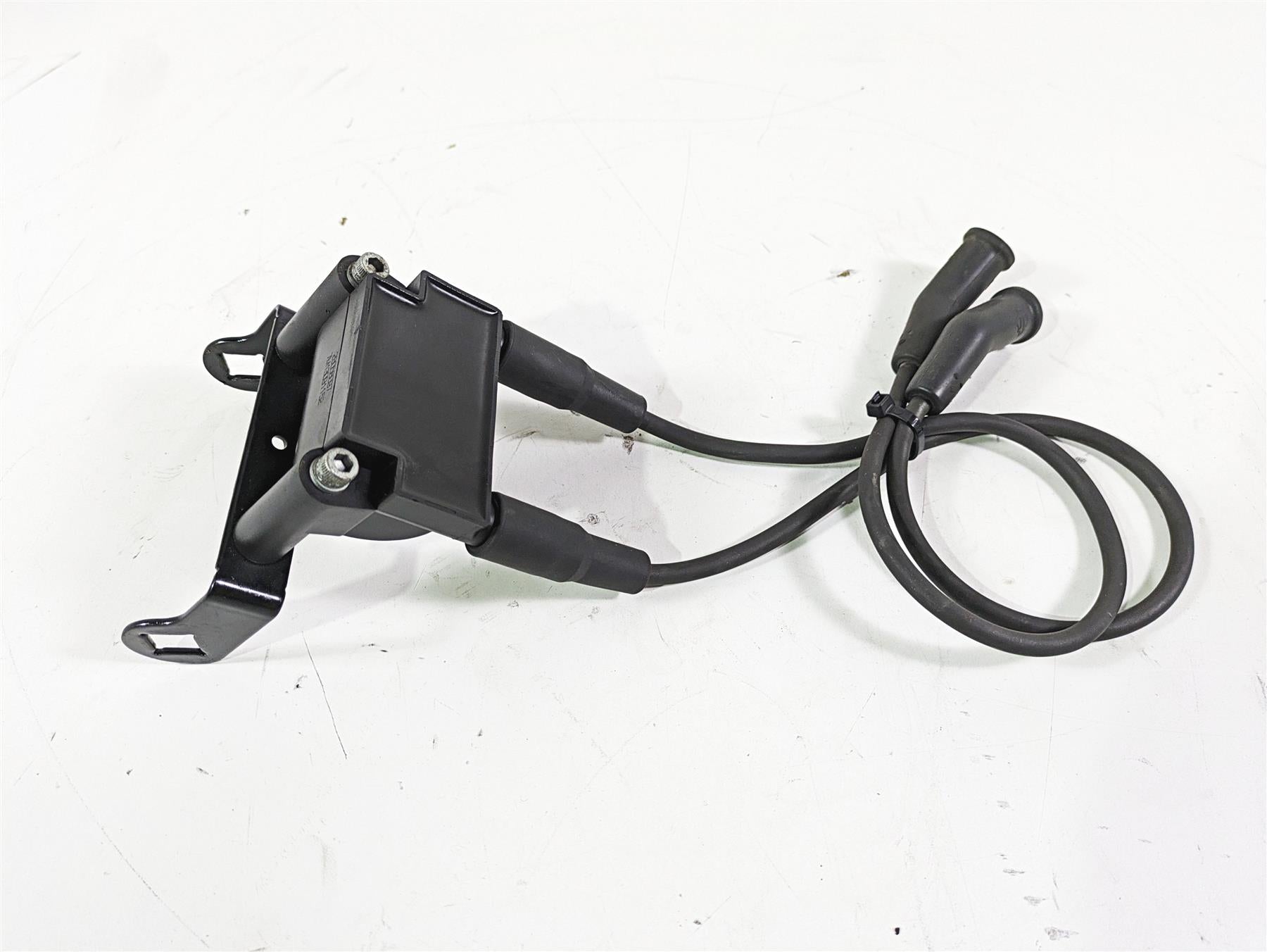 2008 Harley Touring FLHTCU E-Glide 105TH Ignition Coil Wires Plugs Set 31696-07A {{ shop.shopifyCountryName }} - Mototech271