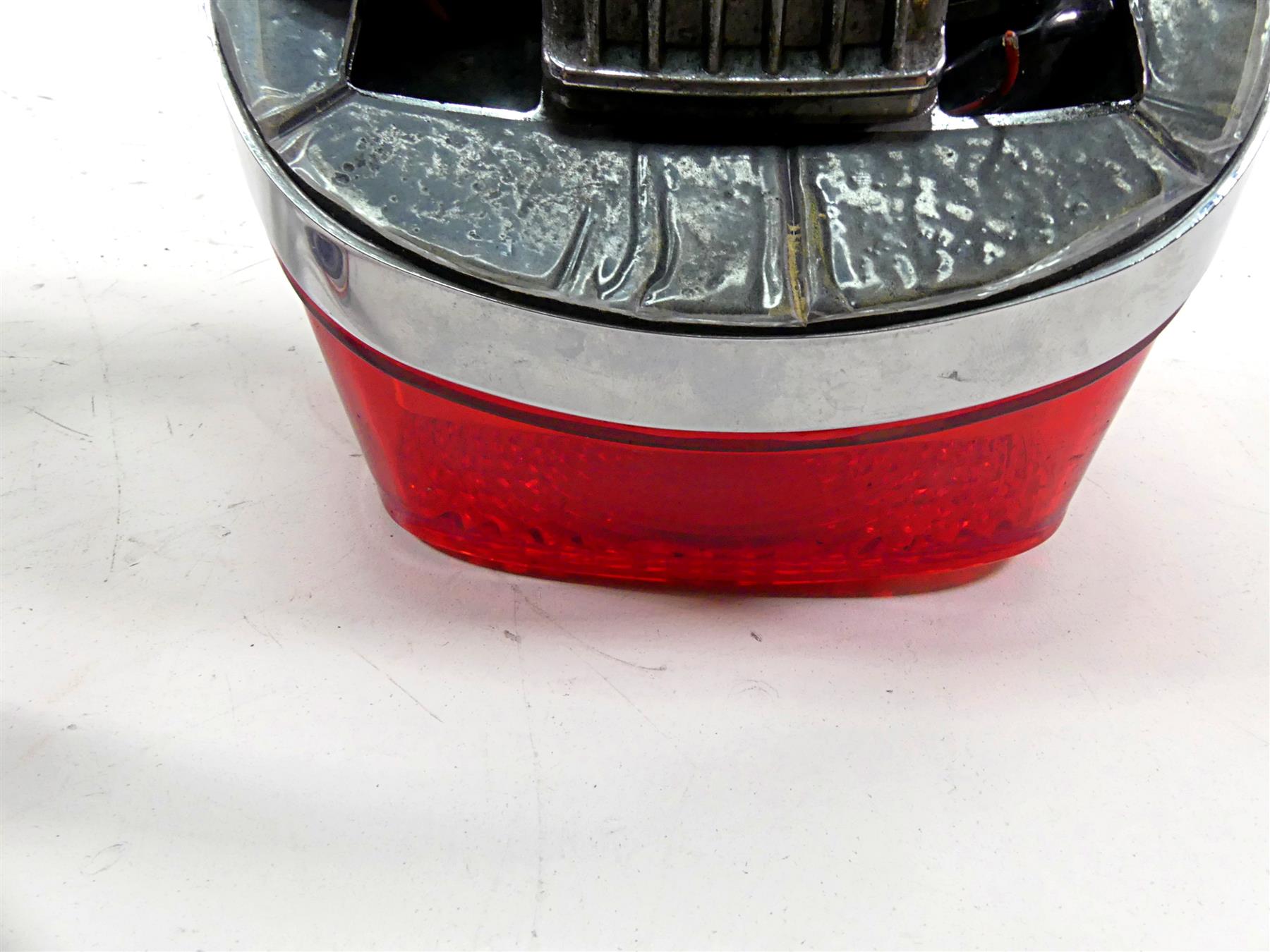 2008 Harley Touring FLHX Street Glide Taillight Tail Stop Brake Light 68066-99A {{ shop.shopifyCountryName }} - Mototech271