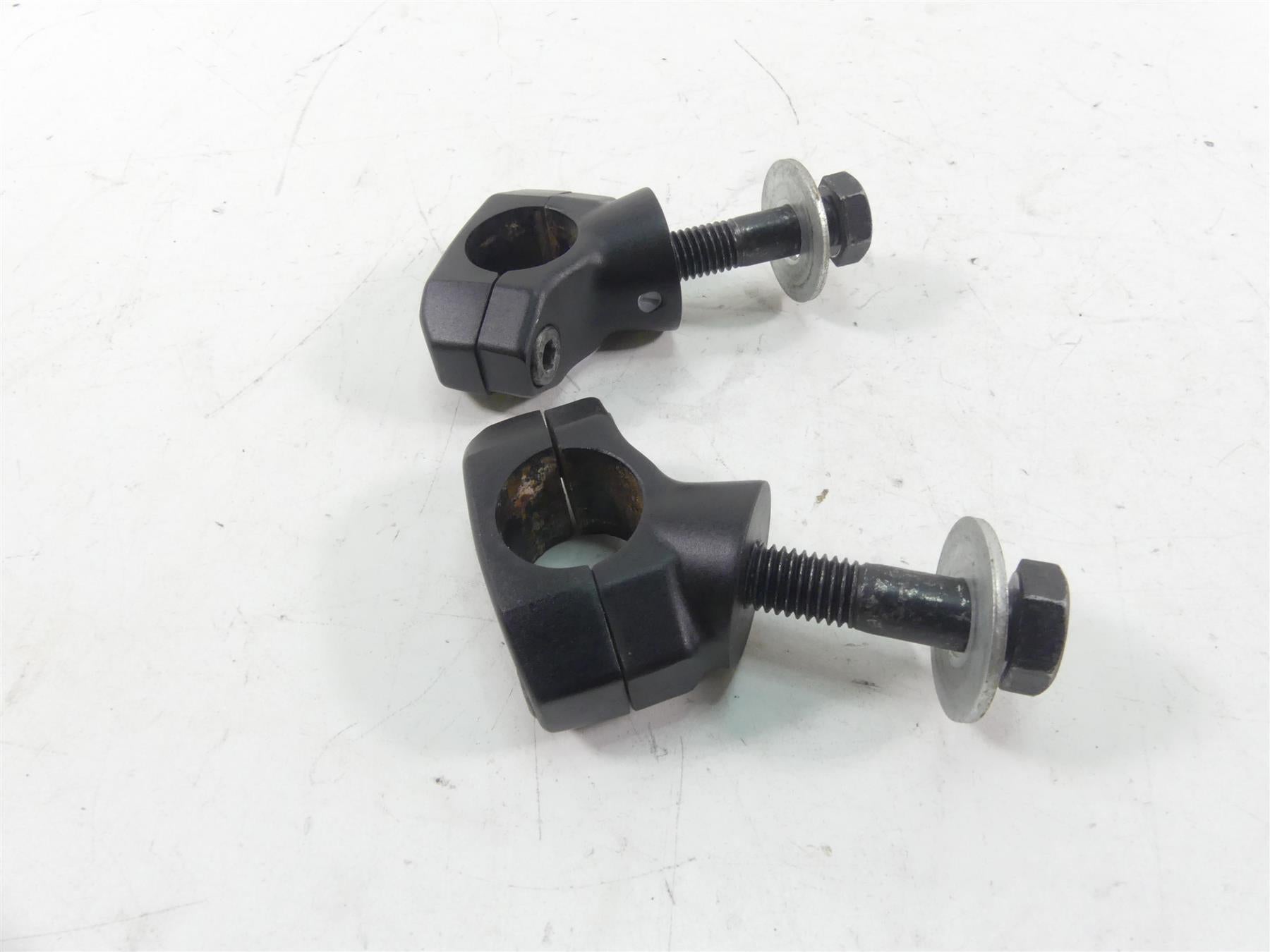 2013 Victory Cross Country Handlebar Holder Riser Clamp Mount Set 5136703 {{ shop.shopifyCountryName }} - Mototech271
