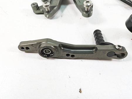 2015 BMW S1000RR K46 Hp4 Left Right Foot Peg Lever Set 77258550774 77258550773 {{ shop.shopifyCountryName }} - Mototech271