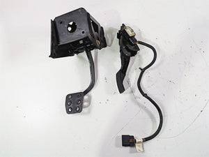 2019 Can Am Maverick X3 XRS Turbo R Foot Pedal Set & Mount 705207621